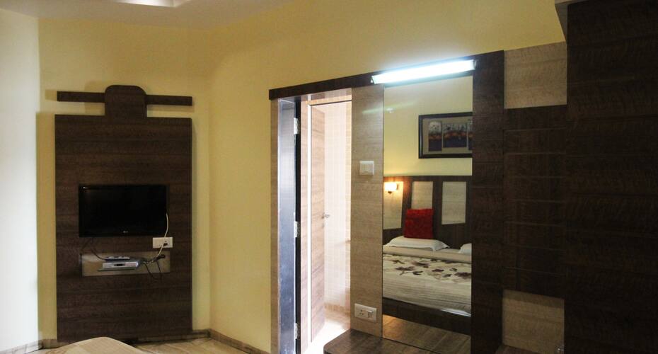 Hotel Kamakshhi, Pune 5